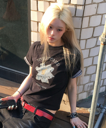 BEGIN202（ビギン202）の「(Woman) ドライフラワークロップロールアップTシャツ[ブラック]（Tシャツ/カットソー）」