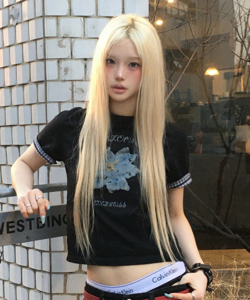 BEGIN202（ビギン202）の「(Woman) ドライフラワークロップロールアップTシャツ[ブラック]（Tシャツ/カットソー・レディース・その他・FREE）」の4枚目の写真