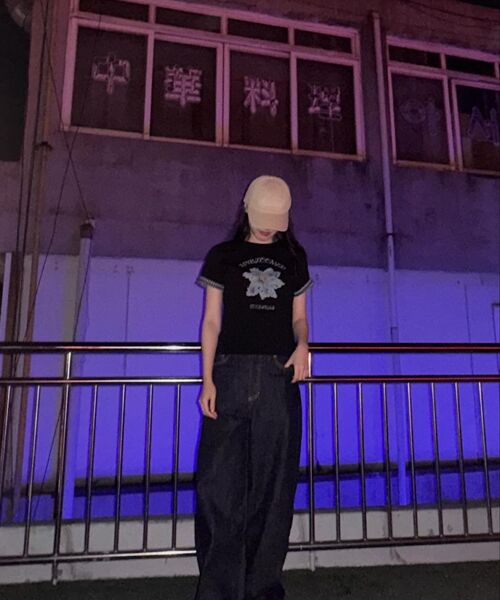 BEGIN202（ビギン202）の「(Woman) ドライフラワークロップロールアップTシャツ[ブラック]（Tシャツ/カットソー・レディース・その他・FREE）」の10枚目の写真