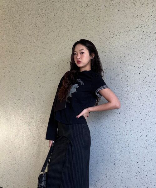 BEGIN202（ビギン202）の「(Woman) ドライフラワークロップロールアップTシャツ[ブラック]（Tシャツ/カットソー・レディース・その他・FREE）」の15枚目の写真