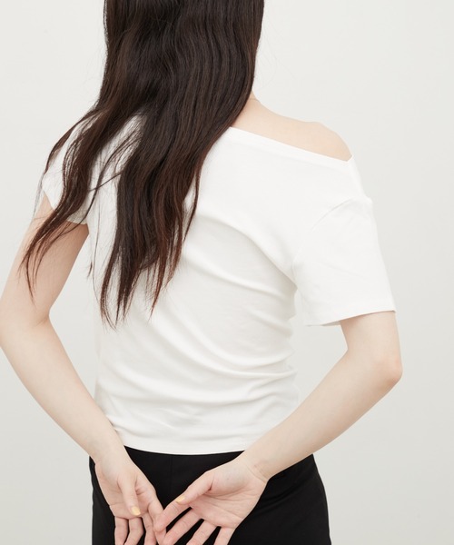 OFROOM(オフルーム)の「【接触冷感】Drape Rib Short Sleeve Tee|ドレープリブショートスリーブTee(Tシャツ/カットソー・レディース・グレイッシュベージュ/ブラック/ホワイト・FREE)」の18枚目の写真