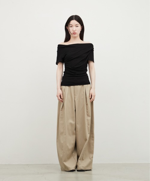 OFROOM(オフルーム)の「【接触冷感】Drape Rib Short Sleeve Tee|ドレープリブショートスリーブTee(Tシャツ/カットソー・レディース・グレイッシュベージュ/ブラック/ホワイト・FREE)」の21枚目の写真