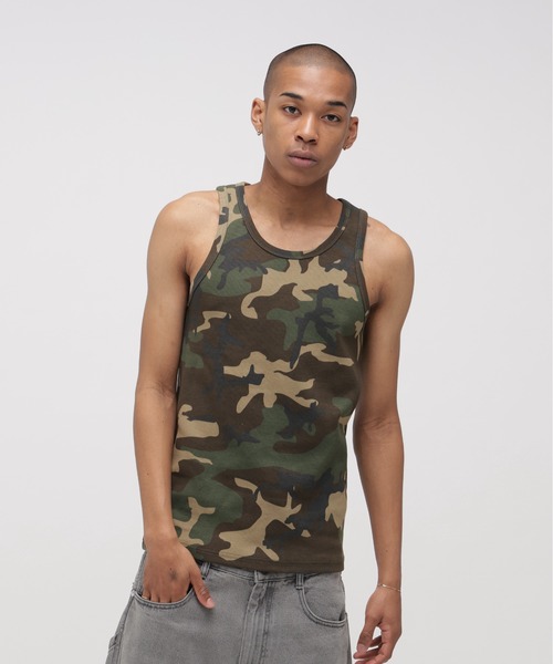 AVIREX（アヴィレックス）の「《DAILY/デイリー》CAMO WIDE TANK TOP / カモ ワイドタンクトップ デイリーウェア / AVIREX / アヴィレックス（タンクトップ・メンズ・グリーン系カモフラージュ/グレー系カモフラージュ・LARGE/MEDIUM/SMALL/X-LARGE）」の3枚目の写真