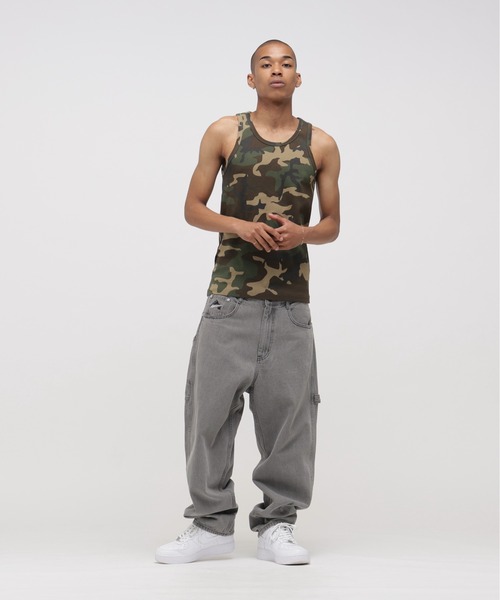 AVIREX（アヴィレックス）の「《DAILY/デイリー》CAMO WIDE TANK TOP / カモ ワイドタンクトップ デイリーウェア / AVIREX / アヴィレックス（タンクトップ・メンズ・グリーン系カモフラージュ/グレー系カモフラージュ・LARGE/MEDIUM/SMALL/X-LARGE）」の6枚目の写真