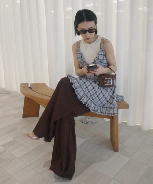 Ameri(アメリ)の「UNEVENNESS CHECK TUNIC TOP(キャミソール・レディース・ライトブルー/ブラック/ライム・FREE)」の7枚目の写真