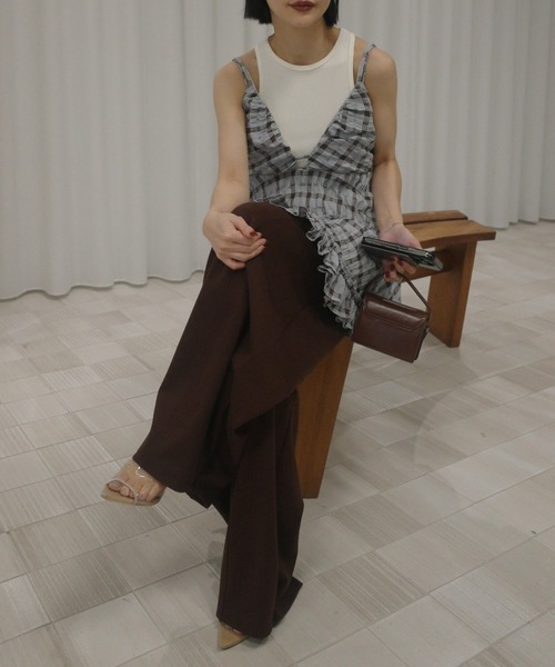 Ameri(アメリ)の「UNEVENNESS CHECK TUNIC TOP(キャミソール・レディース・ライトブルー/ブラック/ライム・FREE)」の4枚目の写真