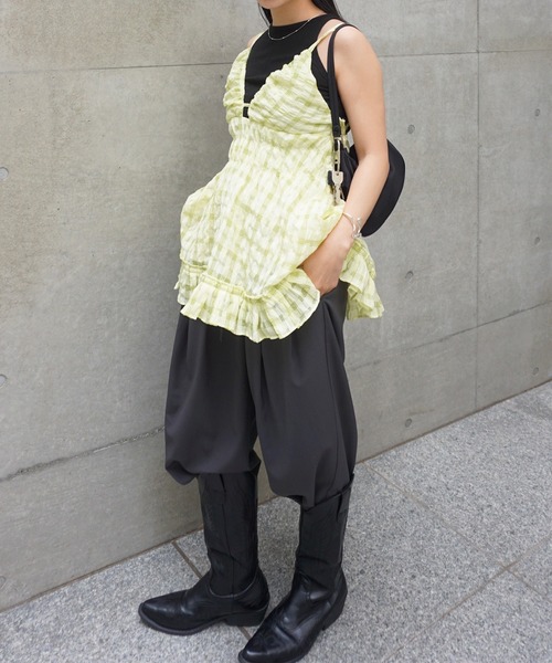 Ameri(アメリ)の「UNEVENNESS CHECK TUNIC TOP(キャミソール・レディース・ライトブルー/ブラック/ライム・FREE)」の22枚目の写真