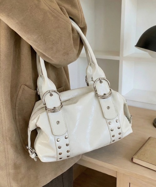 yuue' ( wear )(ユーイ)の「スタッズデザインショルダーバッグ(ショルダーバッグ・レディース・ブラック/ホワイト/ダークブラウン・FREE)」の22枚目の写真