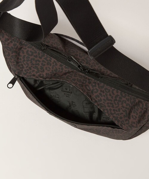 JANSPORT(ジャンスポーツ)の「【別注】<JANSPORT>UNPHASED ショルダーバッグ(ショルダーバッグ・レディース・その他1/ブラック・FREE)」の17枚目の写真