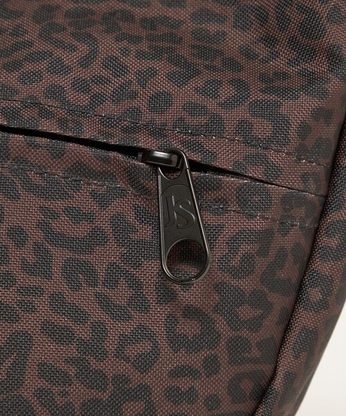 JANSPORT(ジャンスポーツ)の「【別注】<JANSPORT>UNPHASED ショルダーバッグ(ショルダーバッグ・レディース・その他1/ブラック・FREE)」の19枚目の写真