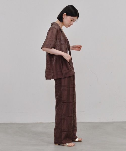 Shelly island（シェリーアイランド）の「総刺繍シアー半袖シャツ（シャツ/ブラウス・レディース・ブラック/ブラウン/その他/ホワイト・FREE）」の7枚目の写真