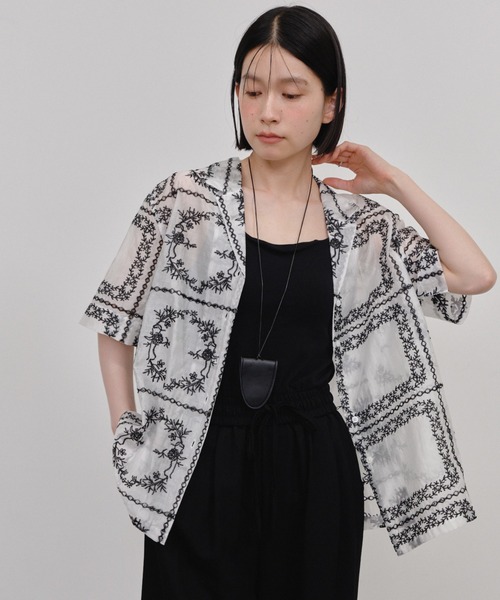 Shelly island（シェリーアイランド）の「総刺繍シアー半袖シャツ（シャツ/ブラウス・レディース・ブラック/ブラウン/その他/ホワイト・FREE）」の15枚目の写真