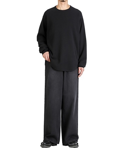 marka（マーカ）の「marka / マーカ：CREW NECK L/S TEE -ORGANIC COTTON HEMP MESH KNIT-：M25D06CS01C[COR]（Tシャツ/カットソー・メンズ・ホワイト/ブラック・2(M)）」の10枚目の写真