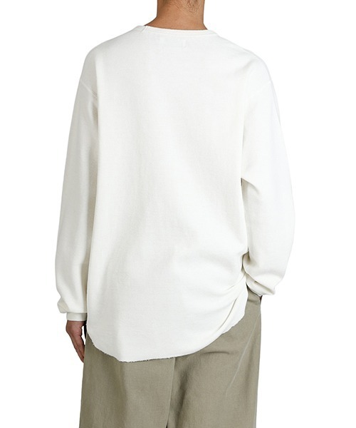 marka（マーカ）の「marka / マーカ：CREW NECK L/S TEE -ORGANIC COTTON HEMP MESH KNIT-：M25D06CS01C[COR]（Tシャツ/カットソー・メンズ・ホワイト/ブラック・2(M)）」の17枚目の写真