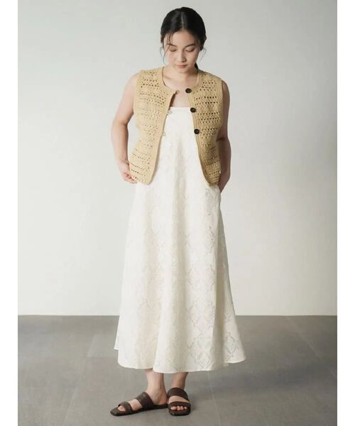 FIKA.(フィーカ)の「Leavers lace cami onepiece(ワンピース・レディース・ブラック/オフホワイト・MEDIUM)」の1枚目の写真