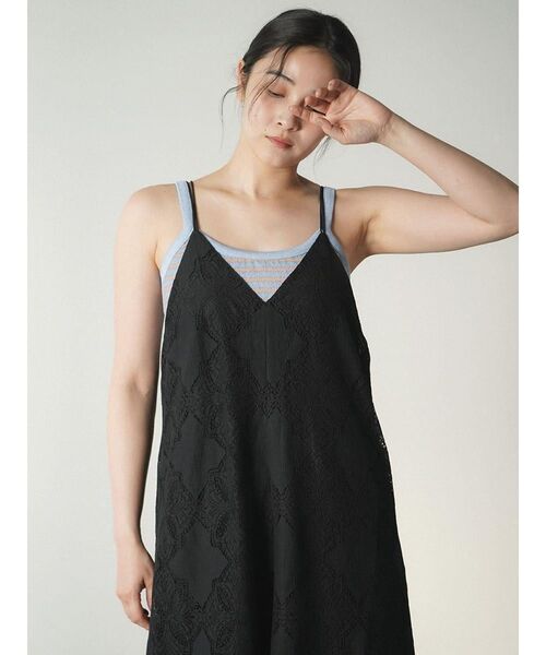 FIKA.(フィーカ)の「Leavers lace cami onepiece(ワンピース・レディース・ブラック/オフホワイト・MEDIUM)」の8枚目の写真