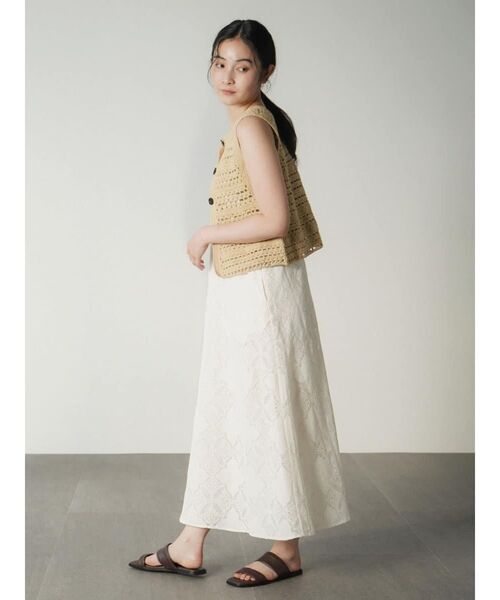 FIKA.(フィーカ)の「Leavers lace cami onepiece(ワンピース・レディース・ブラック/オフホワイト・MEDIUM)」の16枚目の写真