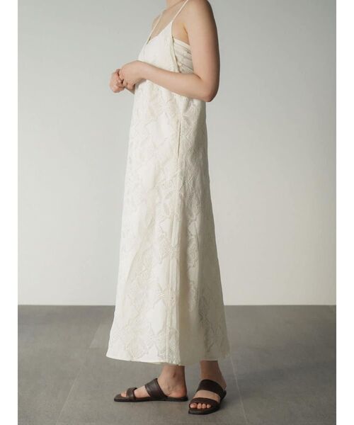FIKA.(フィーカ)の「Leavers lace cami onepiece(ワンピース・レディース・ブラック/オフホワイト・MEDIUM)」の22枚目の写真