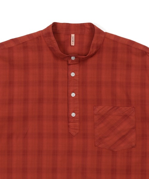 The DUFFER of ST.GEORGE(ザダファーオブセントジョージ)の「GARMENT DYED CHECK STAND COLLAR 3/4 SLEEVE SHIRT:ガーメントダイ スタンドカラー 7分袖チェックシャツ/ 製品染め / ヴィンテージ加工 / コットンシャツ / リラックスシルエット(シャツ/ブラウス・メンズ・ネイビー/オレンジ・LARGE/MEDIUM/SMALL/X-LARGE)」の12枚目の写真