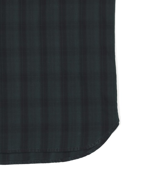 The DUFFER of ST.GEORGE(ザダファーオブセントジョージ)の「GARMENT DYED CHECK STAND COLLAR 3/4 SLEEVE SHIRT:ガーメントダイ スタンドカラー 7分袖チェックシャツ/ 製品染め / ヴィンテージ加工 / コットンシャツ / リラックスシルエット(シャツ/ブラウス・メンズ・ネイビー/オレンジ・LARGE/MEDIUM/SMALL/X-LARGE)」の13枚目の写真