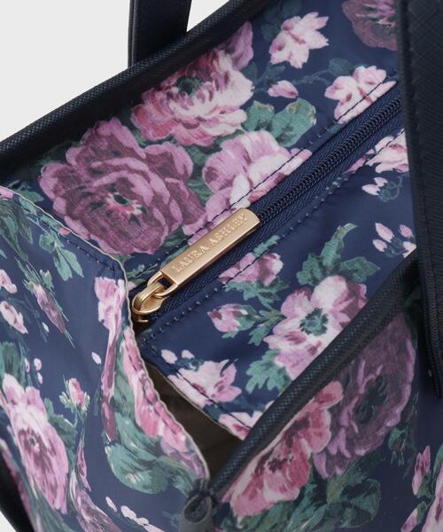 LAURA ASHLEY（ローラアシュレイ）の「エレンボロー ローズ柄 スクエアトートバッグ（トートバッグ・レディース・ブルー系5/ターコイズブルー系9/ピンク系その他・00）」の21枚目の写真
