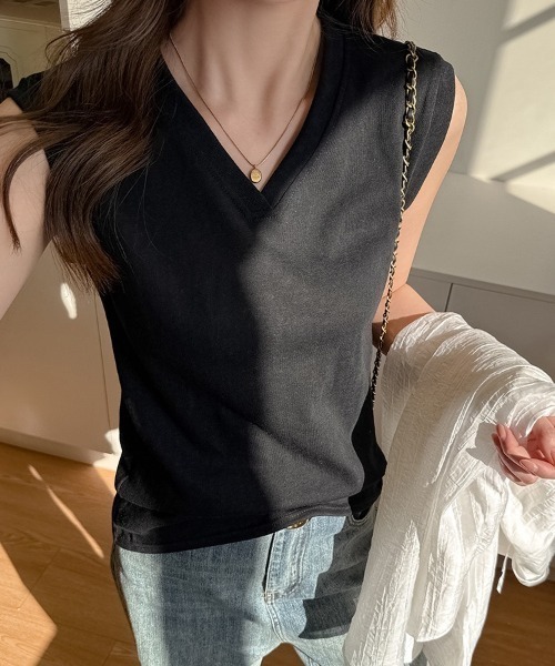 yuue' ( wear )(ユーイ)の「Vネックフレンチスリーブ半袖Tシャツ(Tシャツ/カットソー・レディース・ピンク/ホワイト/ブラック・FREE)」の9枚目の写真