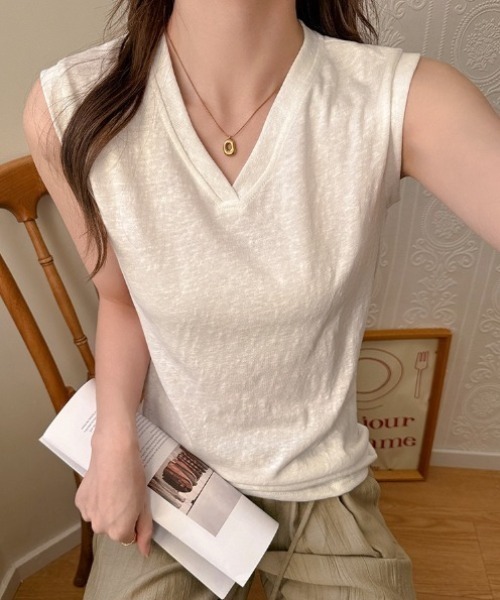 yuue' ( wear )(ユーイ)の「Vネックフレンチスリーブ半袖Tシャツ(Tシャツ/カットソー・レディース・ピンク/ホワイト/ブラック・FREE)」の6枚目の写真