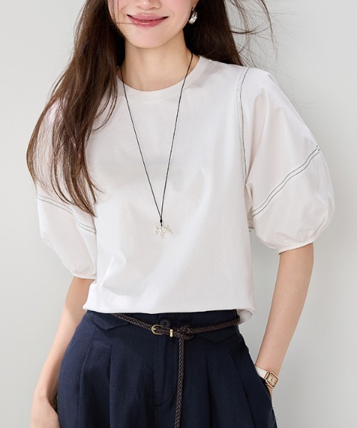 AMAJI(アマジ)の「Tシャツ バルーンスリーブ コットン混 五分袖(Tシャツ/カットソー・レディース・ホワイト・SMALL/MEDIUM/LARGE/X-LARGE)」の2枚目の写真