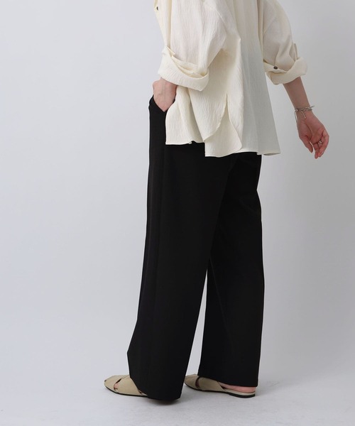 NOAHL(ノアル)の「【NOAHL】センタープレスワイドパンツ(スラックス・レディース・ブラック/グレー/ナチュラル・L/M/S)」の5枚目の写真