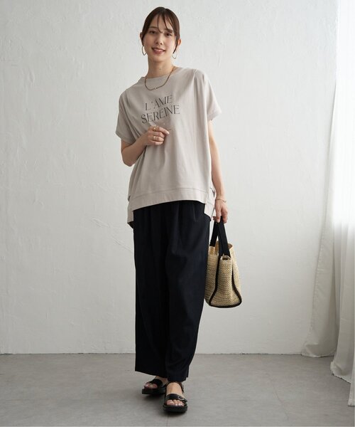 ikka(イッカ)の「冷感ロゴフォトチュニックTシャツ(Tシャツ/カットソー・レディース・ブラウン系その他/オフホワイト/ベージュ/チャコール・L/M)」の18枚目の写真