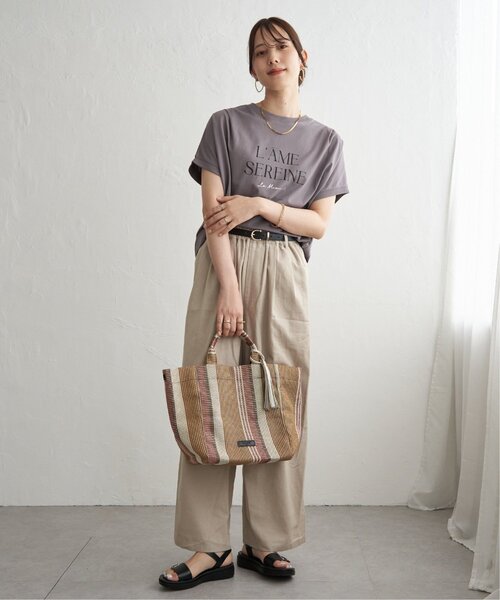 ikka(イッカ)の「冷感ロゴフォトチュニックTシャツ(Tシャツ/カットソー・レディース・ブラウン系その他/オフホワイト/ベージュ/チャコール・L/M)」の22枚目の写真
