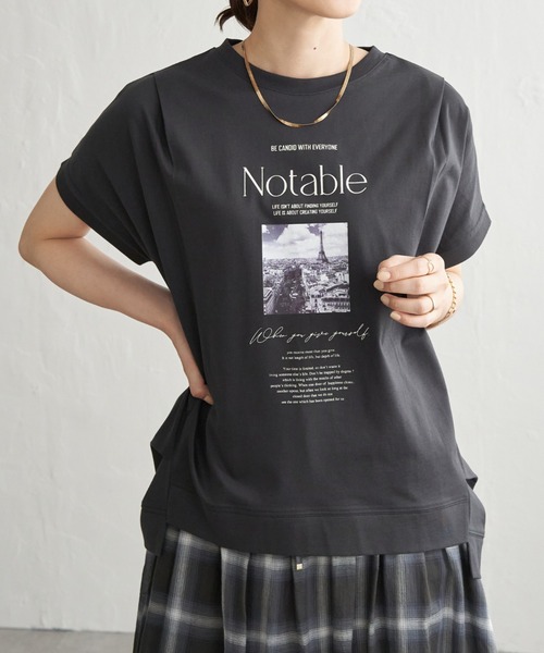 ikka(イッカ)の「冷感ロゴフォトチュニックTシャツ(Tシャツ/カットソー・レディース・ブラウン系その他/オフホワイト/ベージュ/チャコール・L/M)」の3枚目の写真