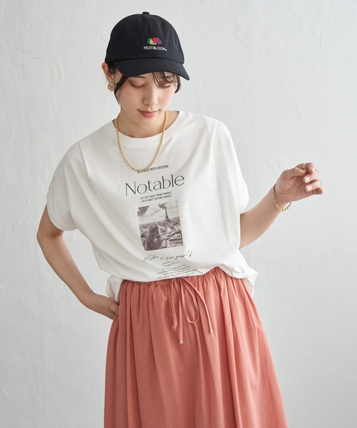 ikka(イッカ)の「冷感ロゴフォトチュニックTシャツ(Tシャツ/カットソー・レディース・ブラウン系その他/オフホワイト/ベージュ/チャコール・L/M/S)」の5枚目の写真