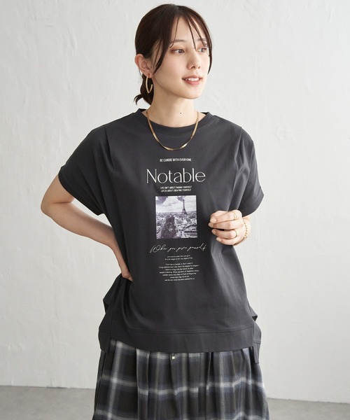 ikka(イッカ)の「冷感ロゴフォトチュニックTシャツ(Tシャツ/カットソー・レディース・ブラウン系その他/オフホワイト/ベージュ/チャコール・L/M/S)」の20枚目の写真
