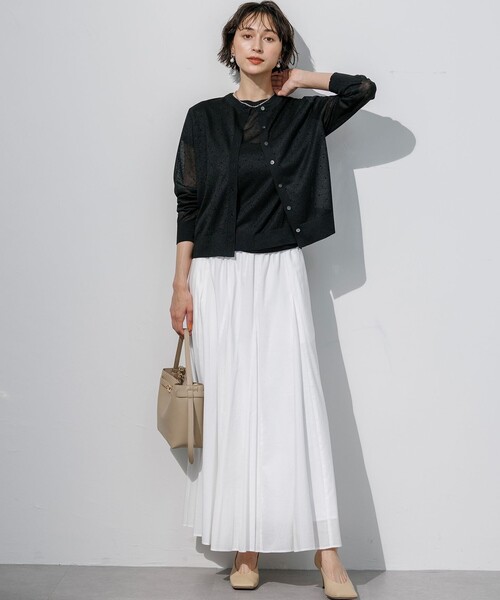 23区(ニジュウサンク)の「シアードット クルーネック カーディガン(ニット/セーター・レディース・ブラック系/ネイビー系/ライトグレー系/ダークブラウン系・38)」の10枚目の写真