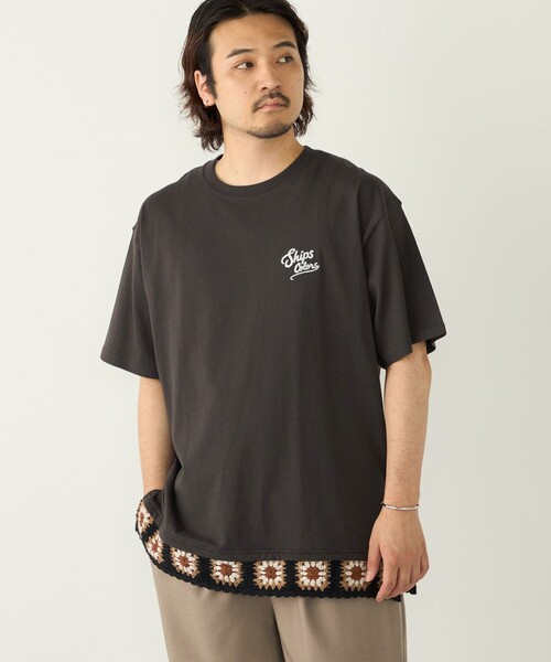 SHIPS Colors（シップス カラーズ）の「【WEB限定】SHIPS Colors:クロシェニット ロゴ刺繍 Tシャツ◇（Tシャツ/カットソー・メンズ・ダークグレー/クリーム/オフホワイト・MEDIUM/LARGE）」の3枚目の写真