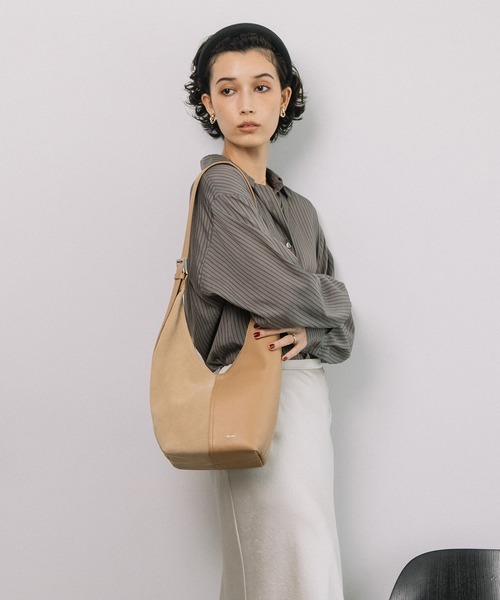 Beau're(ヴュレ)の「BEAURE スエードコンビ ワンショルダーバッグ(ショルダーバッグ・レディース・ブラック/ワインレッド/オリーブ/ブラウン系その他・FREE)」の11枚目の写真