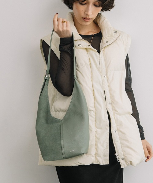 Beau're(ヴュレ)の「BEAURE スエードコンビ ワンショルダーバッグ(ショルダーバッグ・レディース・ブラック/ワインレッド/オリーブ/ブラウン系その他・FREE)」の19枚目の写真