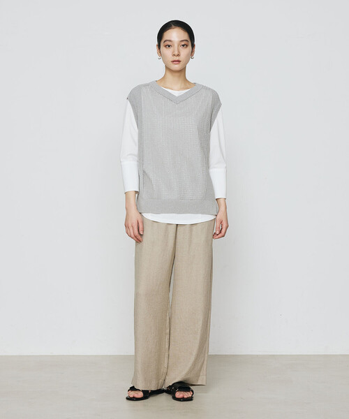 Gabardine K.T（ギャバジンケーティー）の「〔 +サイズ 〕 【2WAY】和紙×peフリーゼヤーン スクエアメッシュベスト（ニット/セーター・レディース・オフホワイト/グレー・13号）」の8枚目の写真
