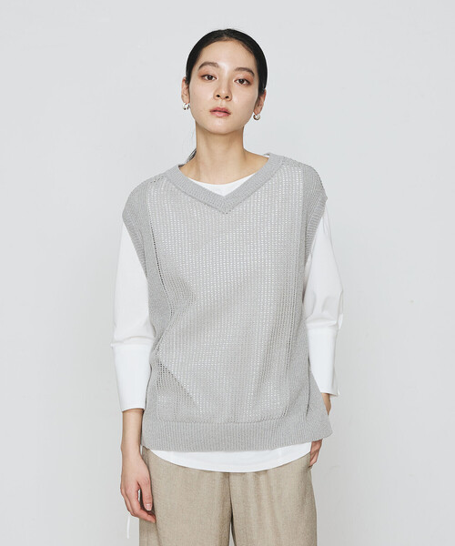 Gabardine K.T（ギャバジンケーティー）の「〔 +サイズ 〕 【2WAY】和紙×peフリーゼヤーン スクエアメッシュベスト（ニット/セーター・レディース・オフホワイト/グレー・13号）」の10枚目の写真