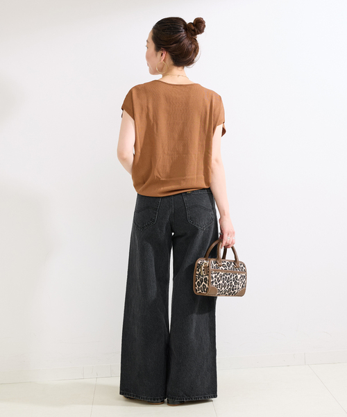 Lee(リー)の「ウォッシャブル / Lee / リー 別注 Wide Pants(デニムパンツ・レディース・ブラック/ライトブルー・SMALL/MEDIUM)」の5枚目の写真