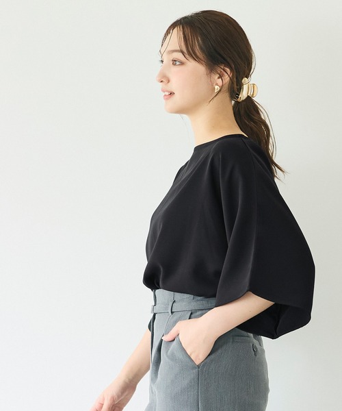 coca(coca)(コカ)の「\接触冷感/とろみツイル ハーフスリーブトップス(Tシャツ/カットソー・レディース・ブラック/ホワイト・S/M/L)」の7枚目の写真