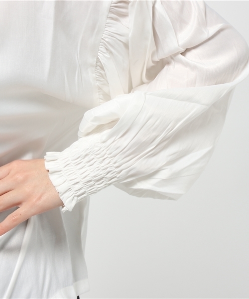 mystic(ミスティック)の「【mystic】タックブラウス(シャツ/ブラウス・レディース・ベージュ/オフホワイト/ミント/ピンク・フリ-)」の5枚目の写真