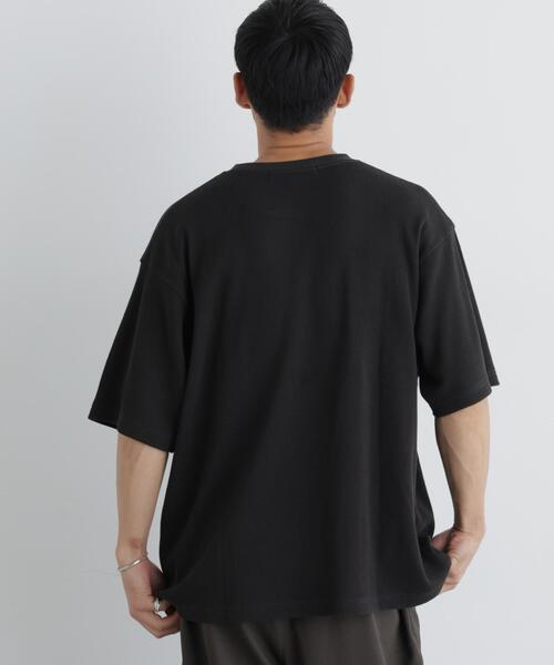 NANO universe(ナノユニバース)の「USAコットン×COOLMAX(R) ワッフルワイドTシャツ半袖(Tシャツ/カットソー・メンズ・ホワイト/ブラック/ブラウン/カーキ・L/M/XL)」の7枚目の写真