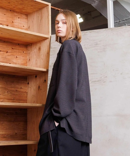 VOAAOV(ヴォアーブ)の「【VOAAOV】TWEEDY Long Sleeve Shirt(シャツ/ブラウス・メンズ・グレイッシュベージュ/チャコールグレー・2/1)」の4枚目の写真
