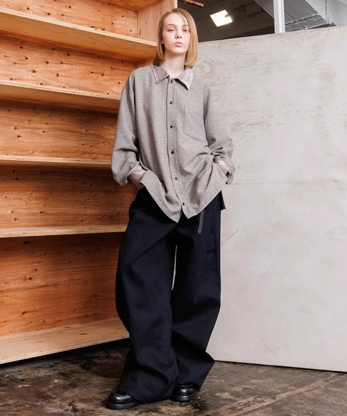 VOAAOV(ヴォアーブ)の「【VOAAOV】TWEEDY Long Sleeve Shirt(シャツ/ブラウス・メンズ・グレイッシュベージュ/チャコールグレー・2/1)」の8枚目の写真