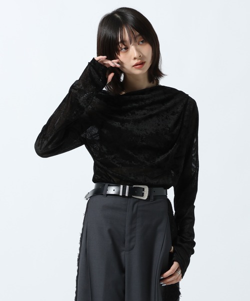 PAGEBOY(ページボーイ)の「ベロアドレープロングスリーブ(Tシャツ/カットソー・レディース・ダークブラウン/ターコイズブルー/ブラック・FREE)」の7枚目の写真