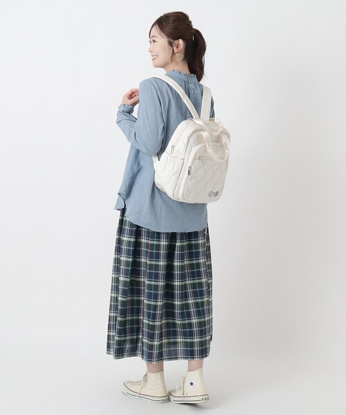 one'sterrace(ワンズテラス)の「fikalycka 2WAYキルティングリュック(バックパック/リュック・レディース・ブラック系8/ベージュ系9/グレー系4・99)」の13枚目の写真