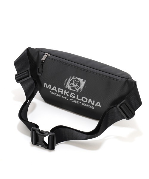 MARK & LONA(マークアンドロナ)の「DST Continental Crossbody Bag(ボディバッグ/ウエストポーチ・メンズ・ブラック・ONE)」の9枚目の写真