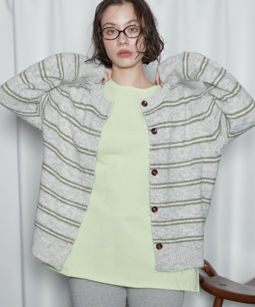 OFROOM(オフルーム)の「【2026秋冬新作】Multi Border Knit Cardigan|マルチボーダーニットカーディガン(カーディガン/ボレロ・レディース・ベージュ/グレー/ブラウン・FREE)」の16枚目の写真